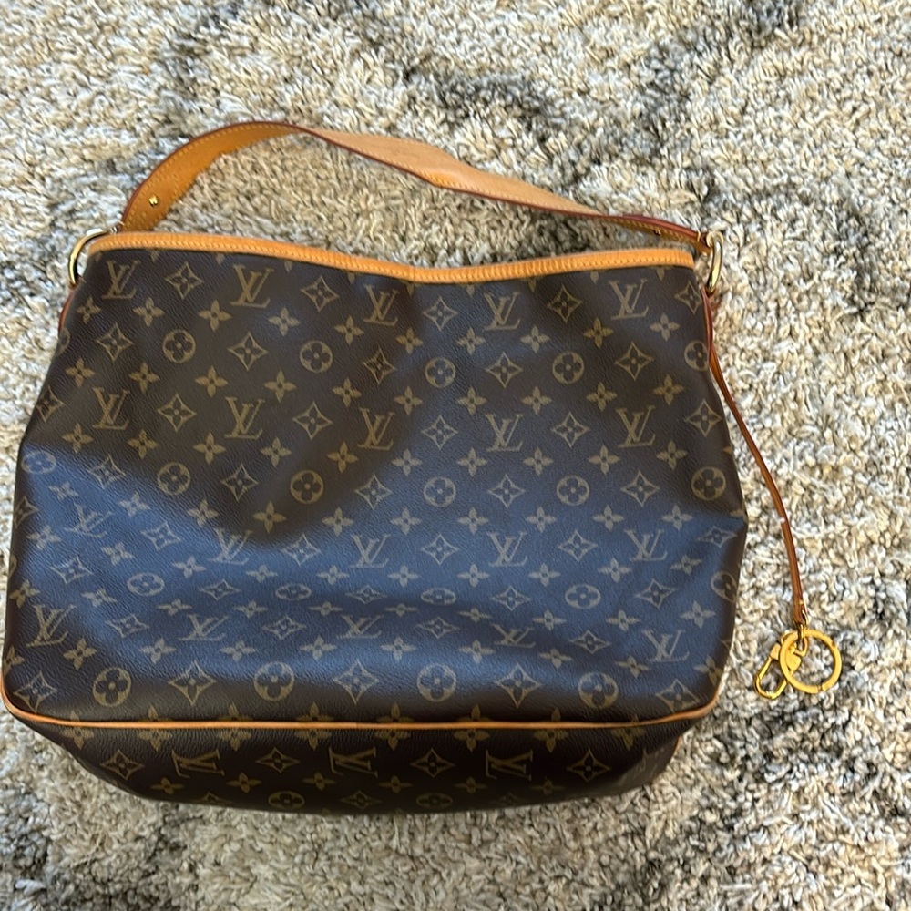 Authentic Louis Vuitton delightful mm.